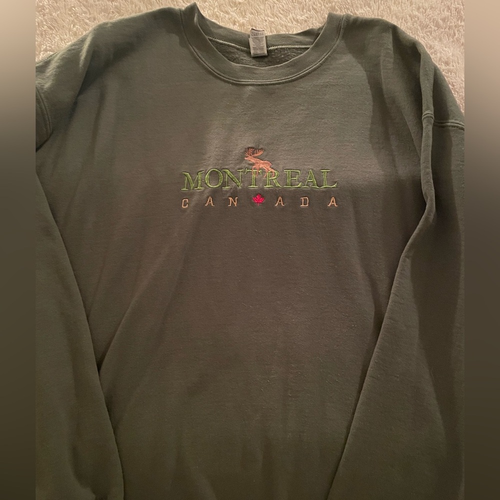 Montreal crewneck sweatshirt